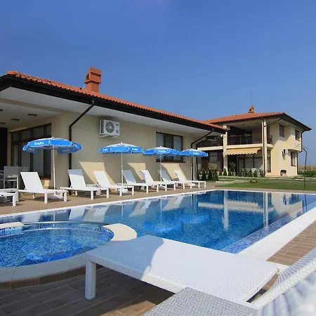 Resort Armira *